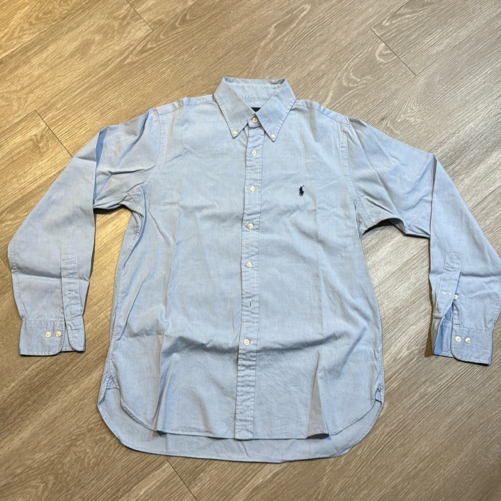 Light blue Men’s Polo button up shirt